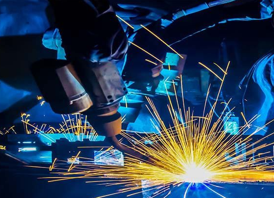 工業焊接機器人的操作流程